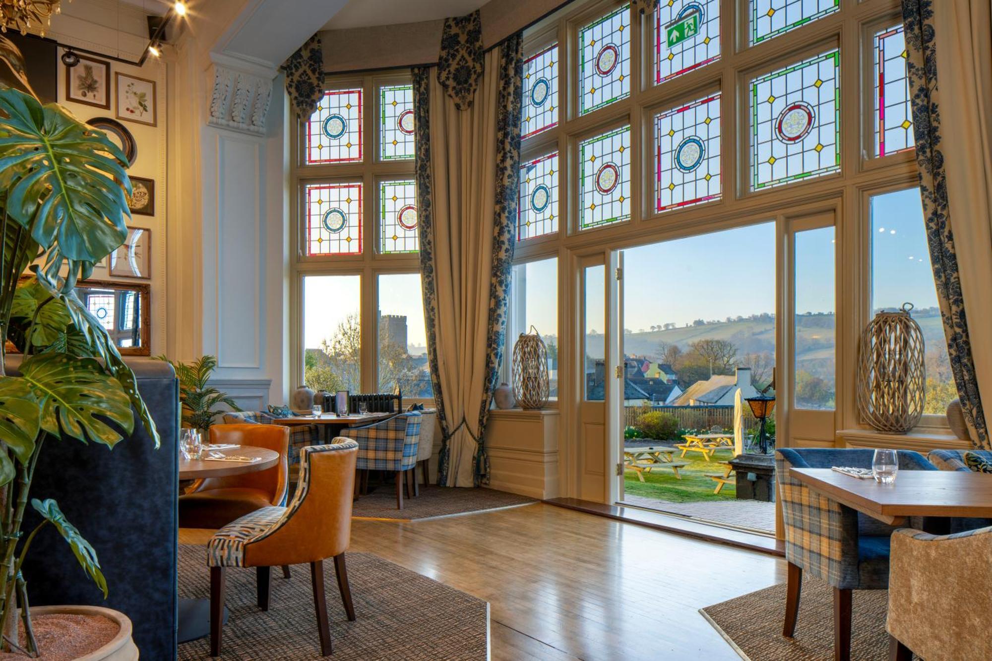 The Castle Of Brecon Hotel, Brecon, Powys Exterior foto